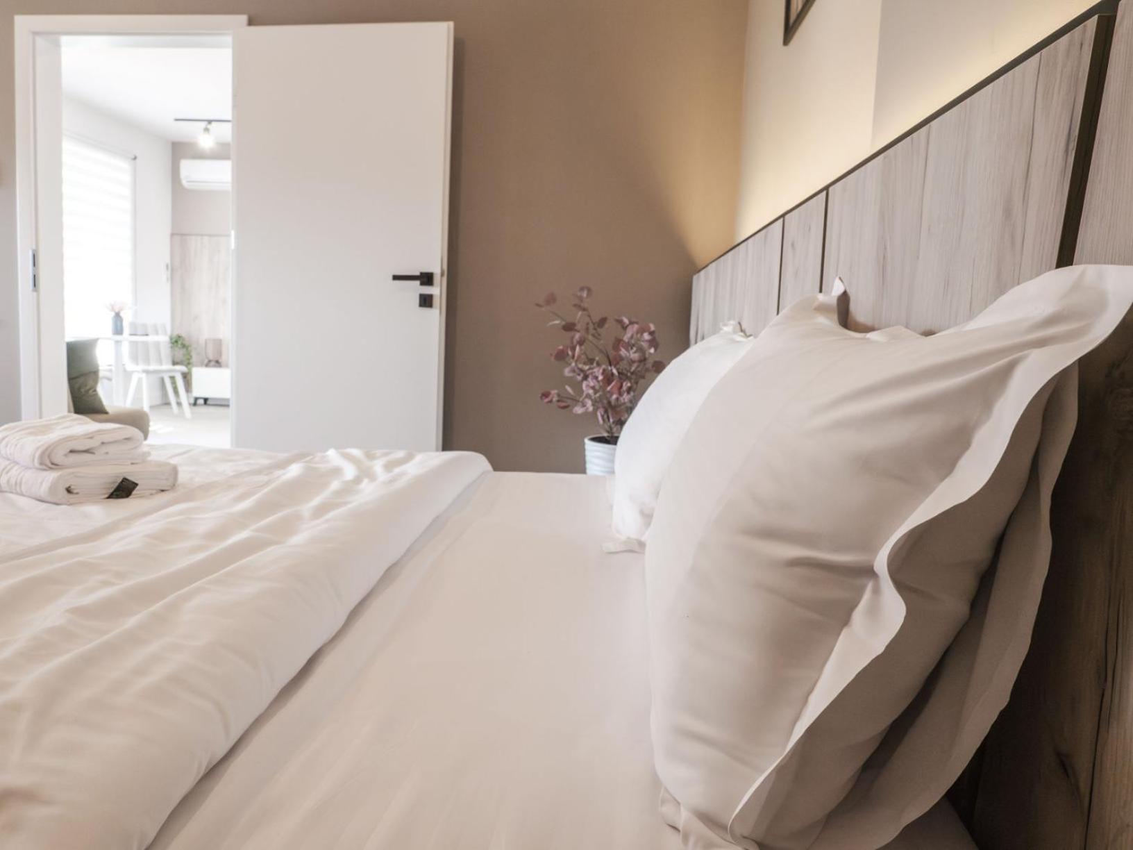 Gavas Jacuzzi Relax Zen Lejlighed Cluj-Napoca Eksteriør billede