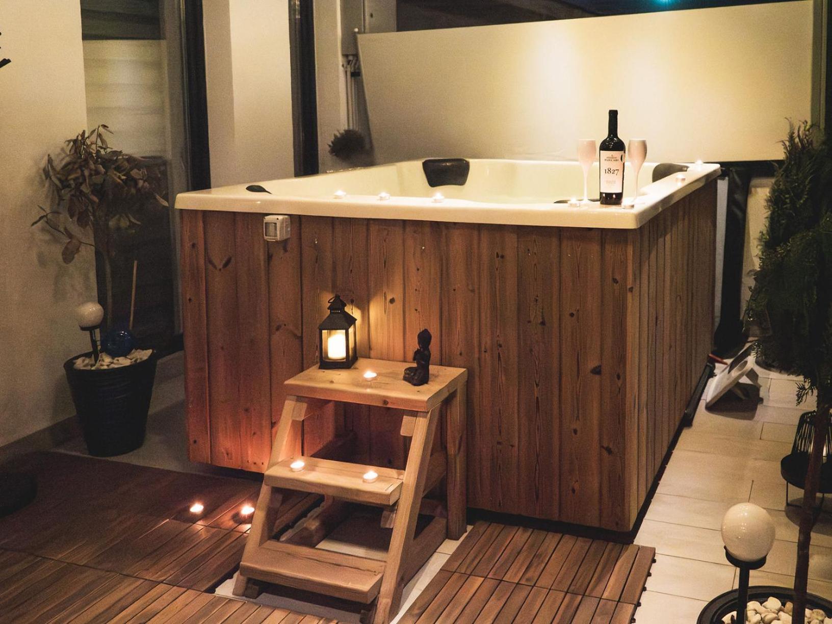 Gavas Jacuzzi Relax Zen Lejlighed Cluj-Napoca Eksteriør billede